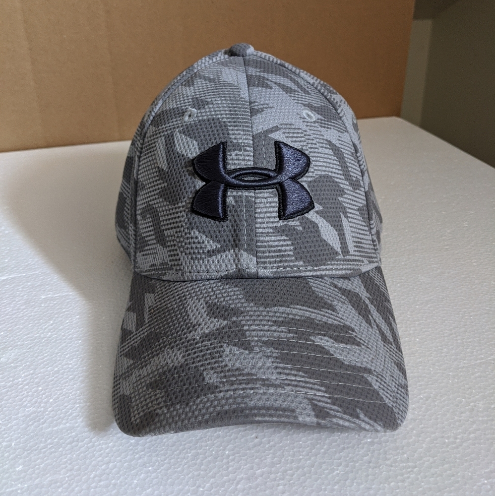 Under Armour hat